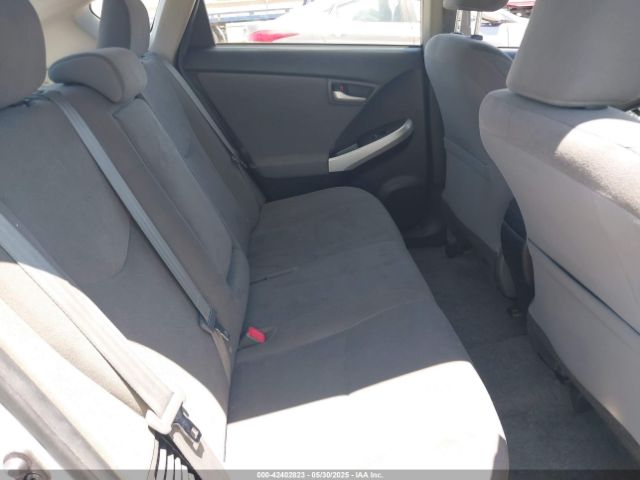 JTDKN3DU0F0415952 Toyota Prius Two