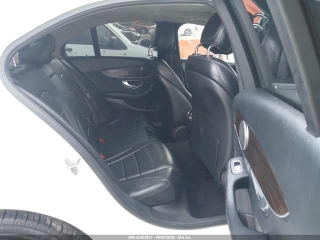 55SWF4JBXJU254283 Mercedes-Benz C 300