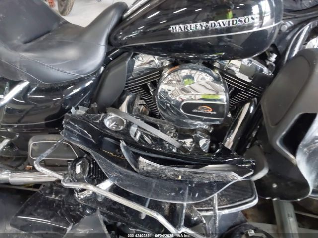 2016 HARLEY-DAVIDSON FLHTK 1HD1KEL12GB655046 Photo 7