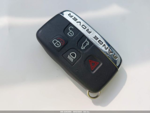 2018 LAND ROVER RANGE ROVER VELAR SALYB2RN8JA770331 Photo 10