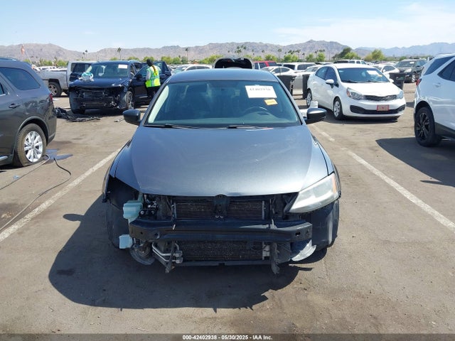 3VWD67AJ0GM267482 Volkswagen 2016