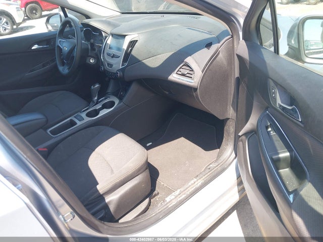 1G1BC5SM9J7201295 Chevrolet Cruze Ls Auto
