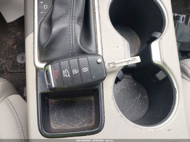 KNDPM3AC3H7272123 KIA Sportage Lx