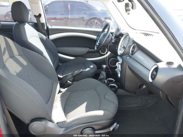 2009 MINI COOPER S WMWMF73549TX40837 Photo 4