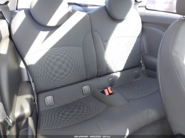 2009 MINI COOPER S WMWMF73549TX40837 Photo 7