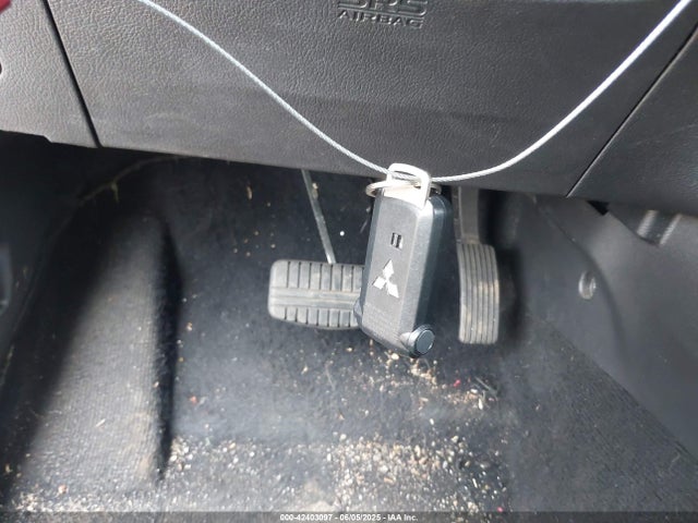 Mitsubishi s61-y61 2022 JA4J2VA7XNZ027159 Image 11