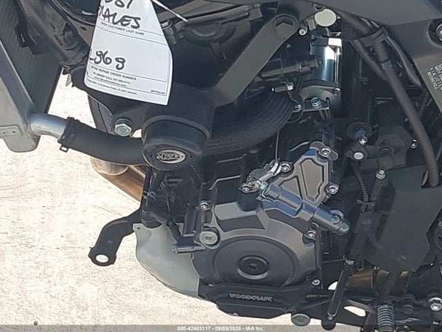 JS1EM13B9S7100129 Suzuki Fra1