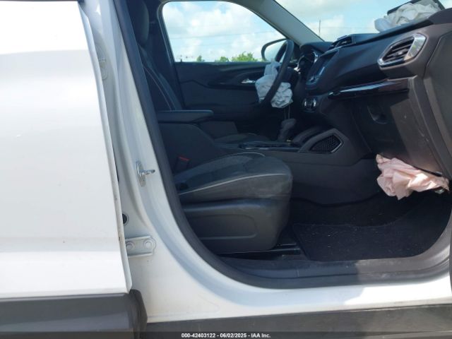 2023 CHEVROLET TRAILBLAZER KL79MPS25PB092351 Photo 4