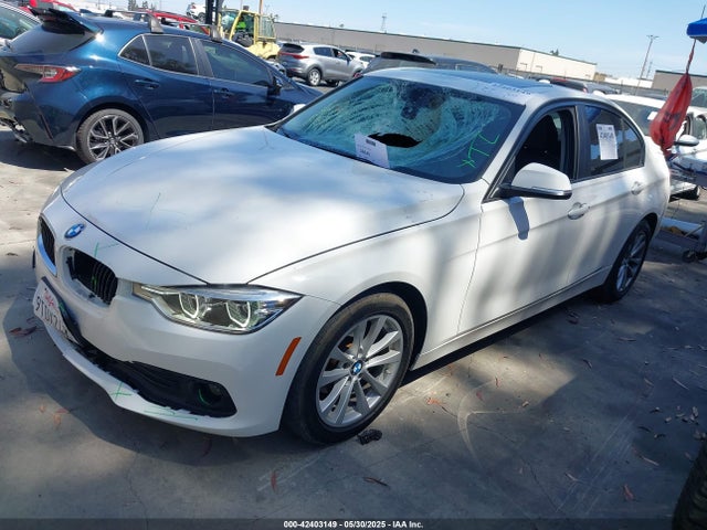 BMW 2018 2018 WBA8A3C55JA489299 Image 2
