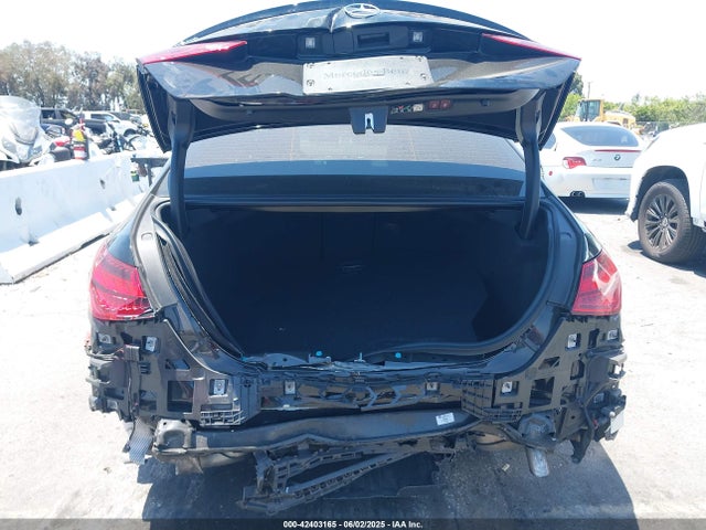 W1KAF4GB8PR146594 Mercedes-Benz m254