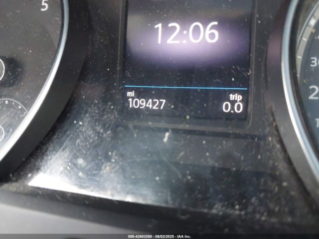 1V2CR2CA6JC570554 Volkswagen 2018