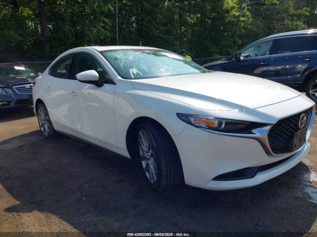 2022 MAZDA MAZDA3 3MZBPACL0NM318573