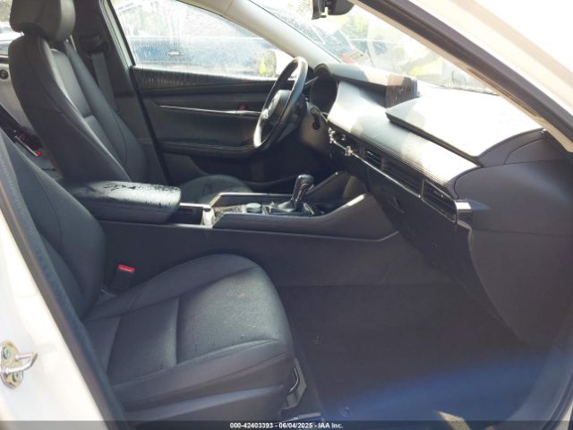 2022 MAZDA MAZDA3 3MZBPACL0NM318573 Photo 4