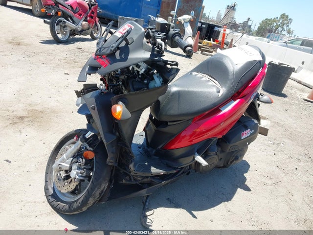 RKRSG36Y5KA002271 Yamaha Xc155 (smax)
