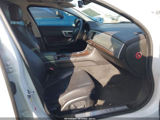 2013 JAGUAR XF SAJWJ0EF1D8S86468 Photo 4