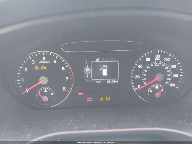 5XYPG4A37GG049212 KIA Sorento 2.4l Lx