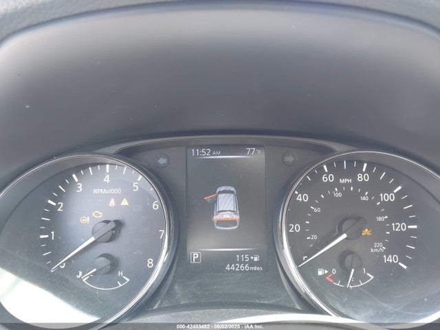 JN1BJ1CP1JW183494 Nissan Rogue Sport S