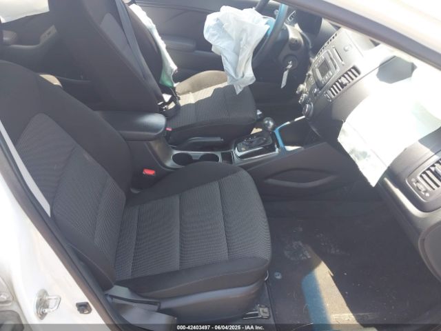 3KPFK4A74HE152485 KIA FORTE LX