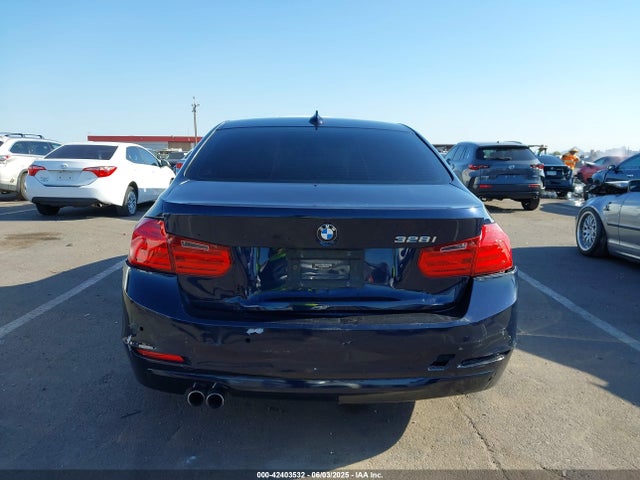BMW 2014 2014 WBA3C1C58EK115326 Image 16