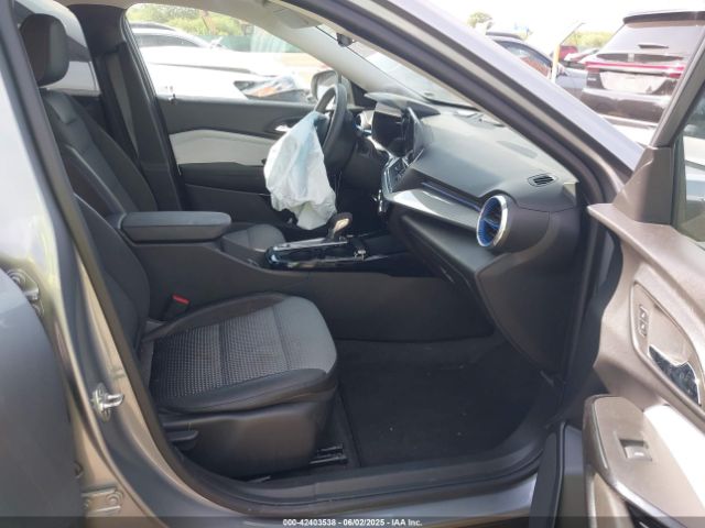 2024 CHEVROLET TRAX KL77LHE22RC226502 Photo 4