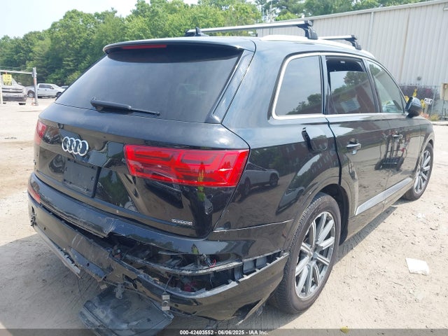 2019 AUDI Q7 WA1LAAF72KD046763 Photo 3