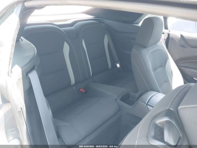 2020 CHEVROLET CAMARO 1G1FB3DX4L0100371 Photo 7