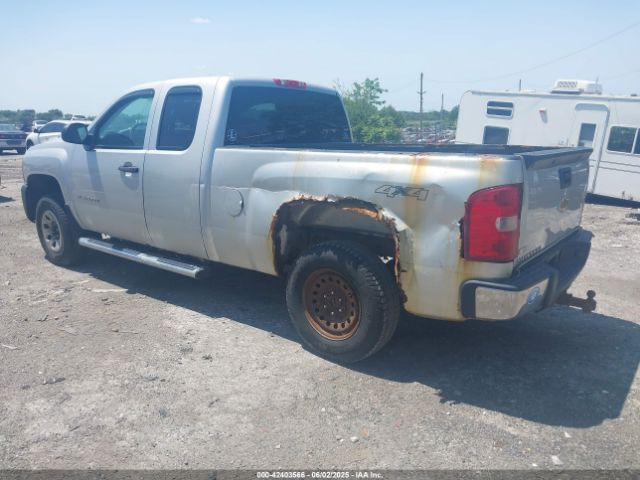 2011 CHEVROLET SILVERADO 1500 1GCRKPE3XBZ313956 Photo 2