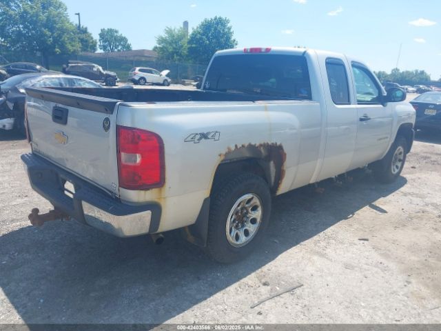 2011 CHEVROLET SILVERADO 1500 1GCRKPE3XBZ313956 Photo 3
