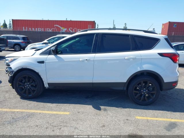 1FMCU0GD4KUA80209 Ford ESCAPE SE