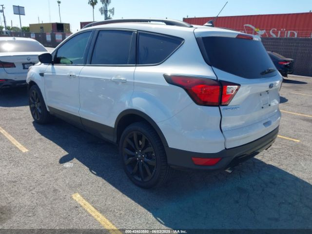 1FMCU0GD4KUA80209 Ford ESCAPE SE