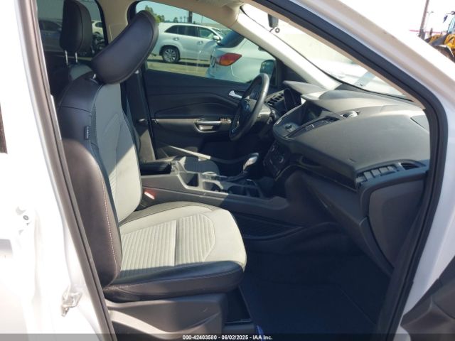 1FMCU0GD4KUA80209 Ford ESCAPE SE