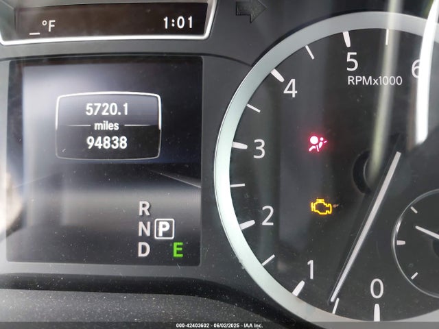 Infiniti Qx30 Premium 2018 SJKCH5CP5JA049408 Image 15