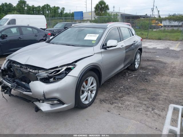 2018 INFINITI QX30 SJKCH5CP5JA049408 Photo 1