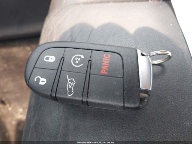 1C4RJFBG5FC924975 Jeep Grand Cherokee
