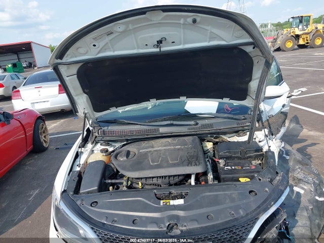 1C3CCCCGXFN565144 Chrysler 200