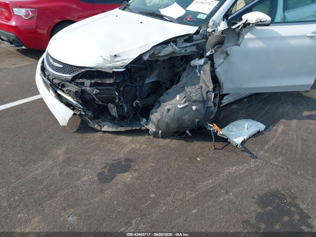 1C3CCCCGXFN565144 Chrysler 200