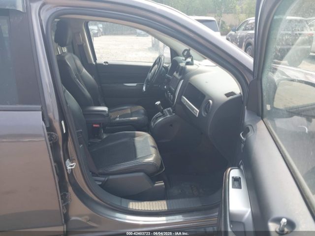 1C4NJDEB3ED904770 Jeep Compass Latitude
