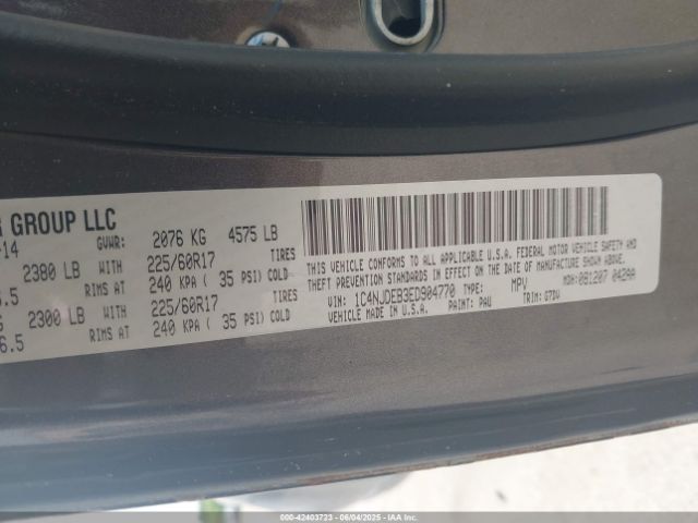 1C4NJDEB3ED904770 Jeep Compass Latitude