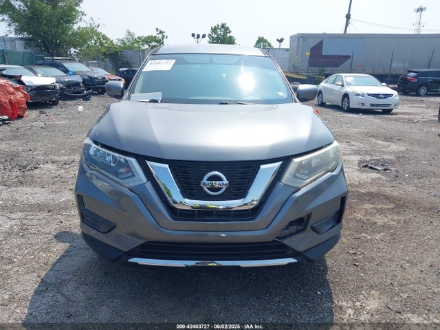 JN8AT2MV0HW007024 Nissan 2017