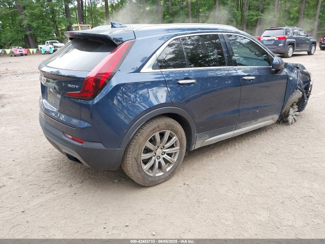 2019 CADILLAC XT4 1GYFZCR46KF163883 Photo 3