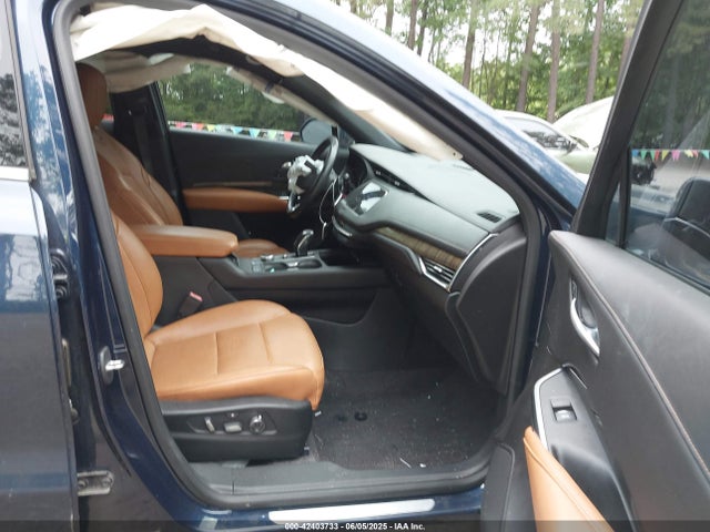 2019 CADILLAC XT4 1GYFZCR46KF163883 Photo 4