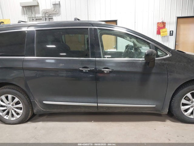 2C4RC1BG3LR176355 Chrysler Pacifica