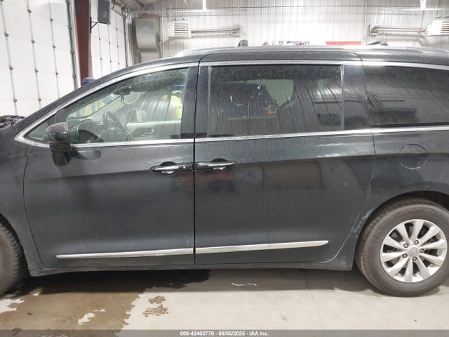 2C4RC1BG3LR176355 Chrysler Pacifica