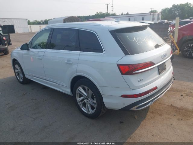 2022 AUDI Q7 WA1LJBF70ND014081 Photo 2