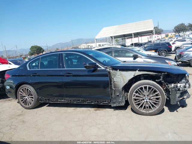 WBAJA9C51KB398935 BMW 2019