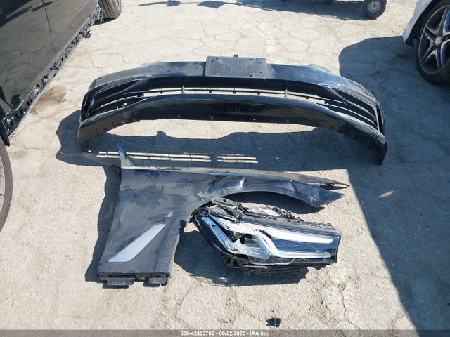 WBAJA9C51KB398935 BMW 2019