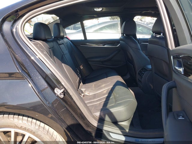 WBAJA9C51KB398935 BMW 2019