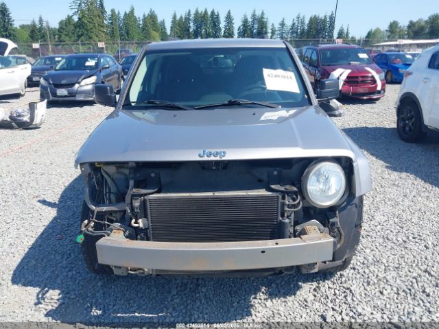 1C4NJPFA2GD633341 Jeep Patriot Latitude