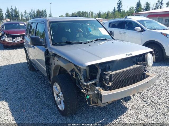 1C4NJPFA2GD633341 Jeep Patriot Latitude