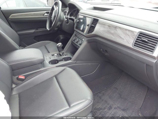 2020 VOLKSWAGEN ATLAS CROSS SPORT 1V2YE2CA6LC231958 Photo 4